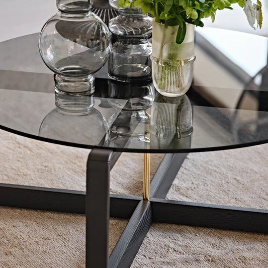 Luna Cross Table